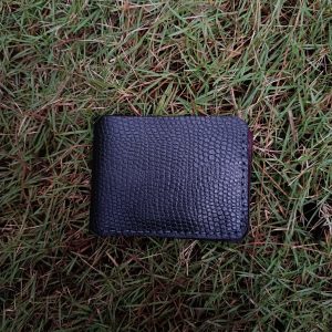 Slim Bi-Fold Wallet / Lizard Pattern / Black